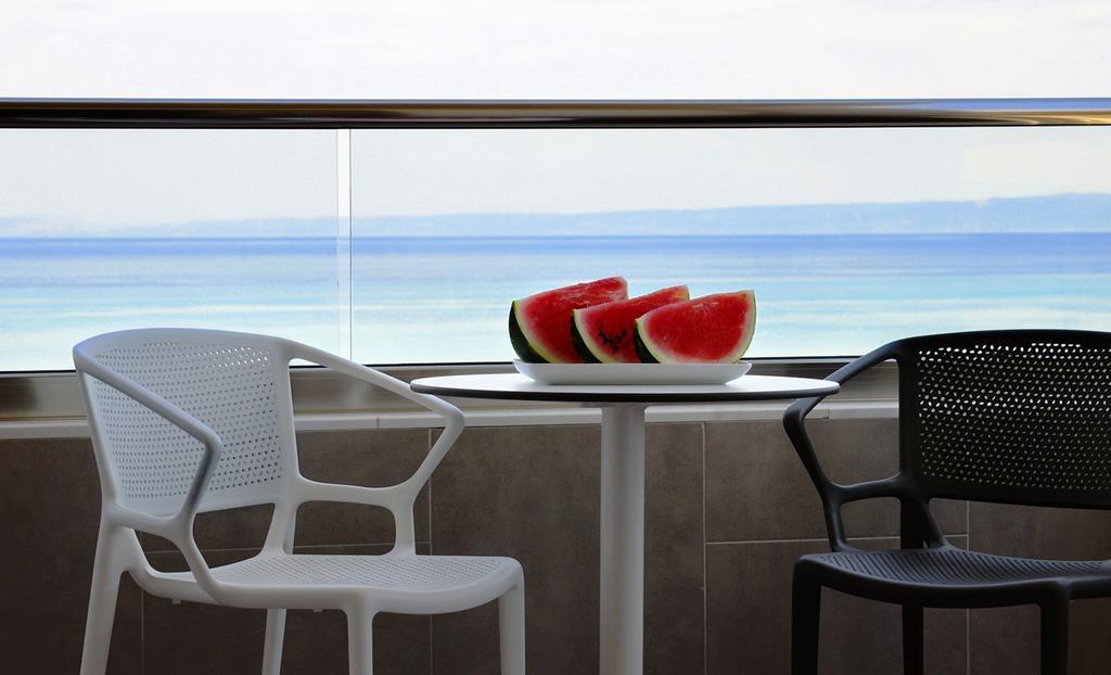 Ostria Sea Side Hotel Ханиоти Номер фото